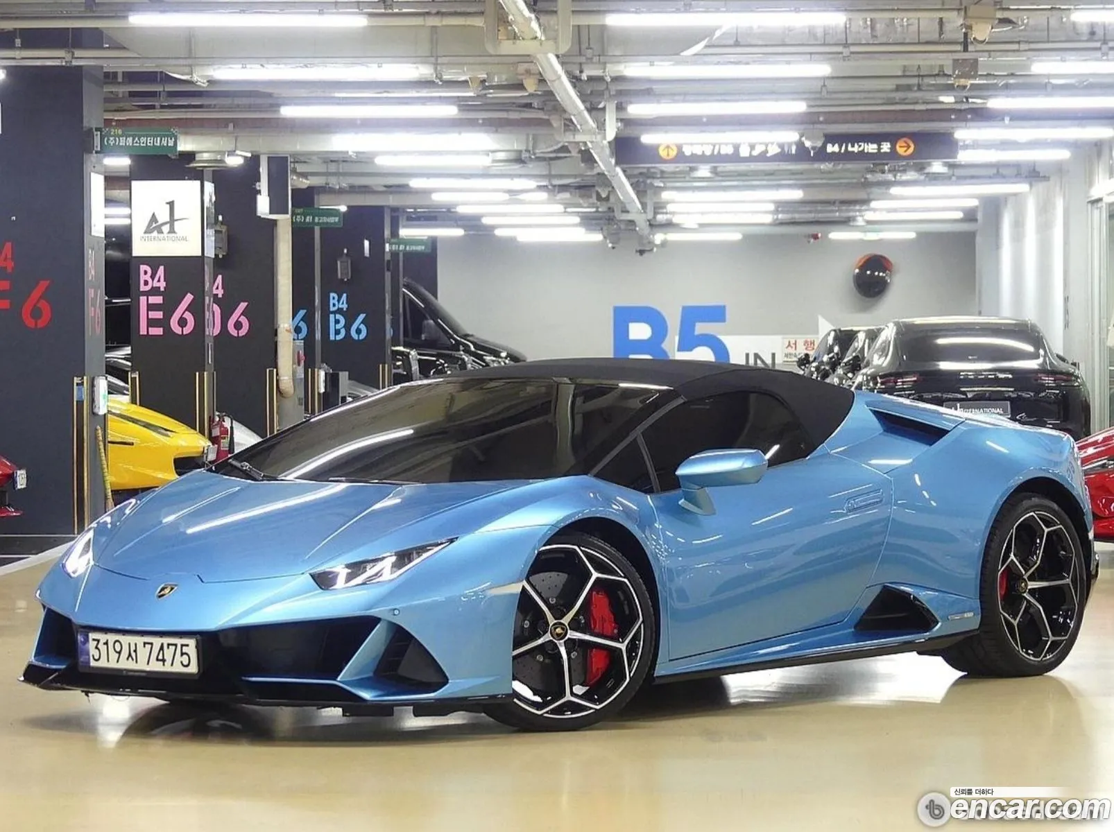 Lamborghini Huracan Lp640-4 Evo Spyder - фотография 3730197