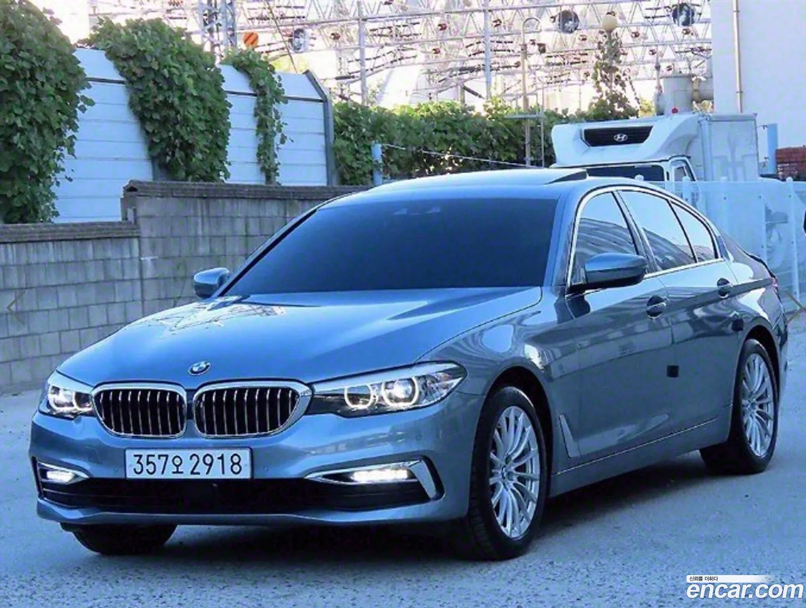 BMW 5 Series G30 520I Luxury - фотография 899705