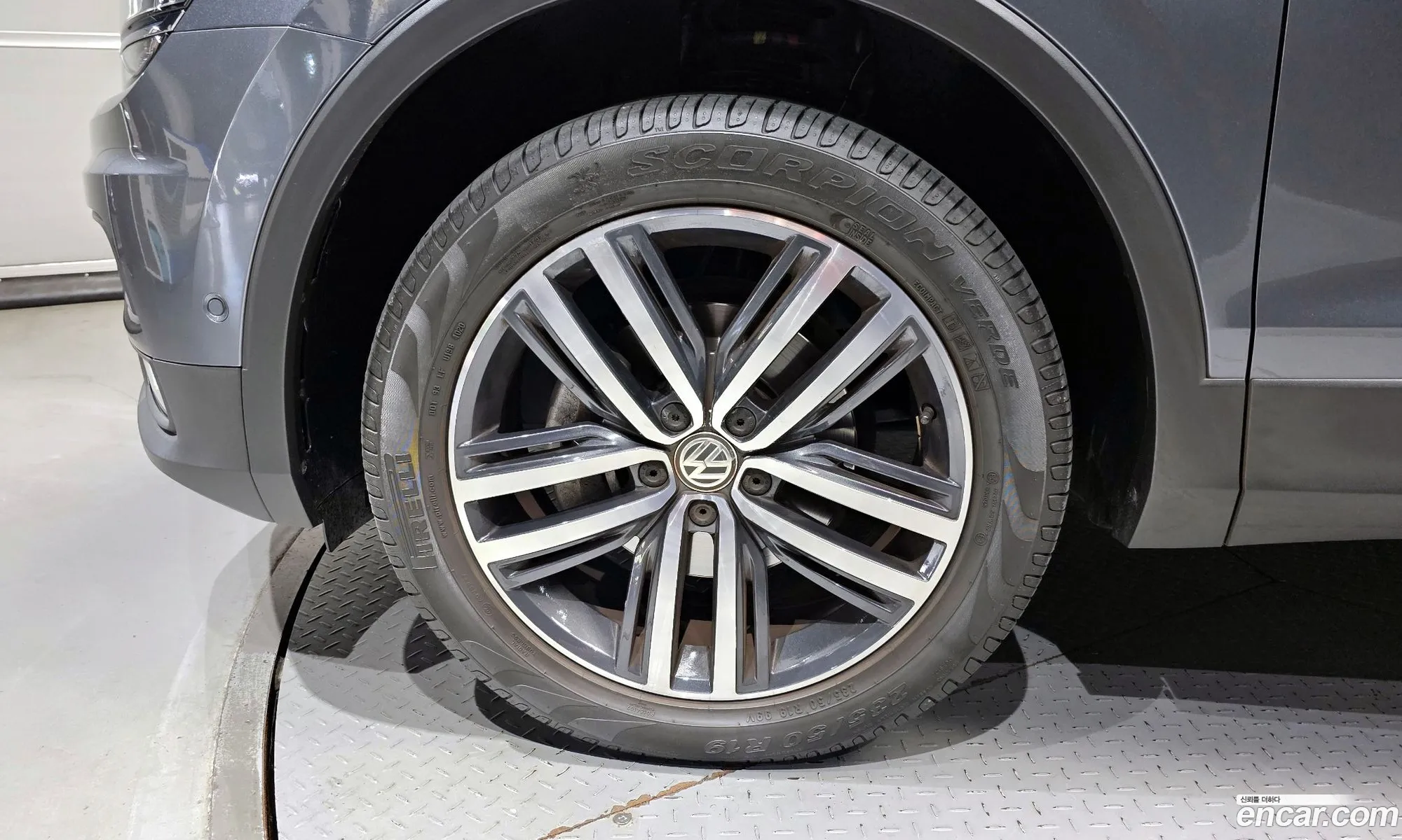 Volkswagen Tiguan Allspace 20 Tdi Prestige - фотография 12438396
