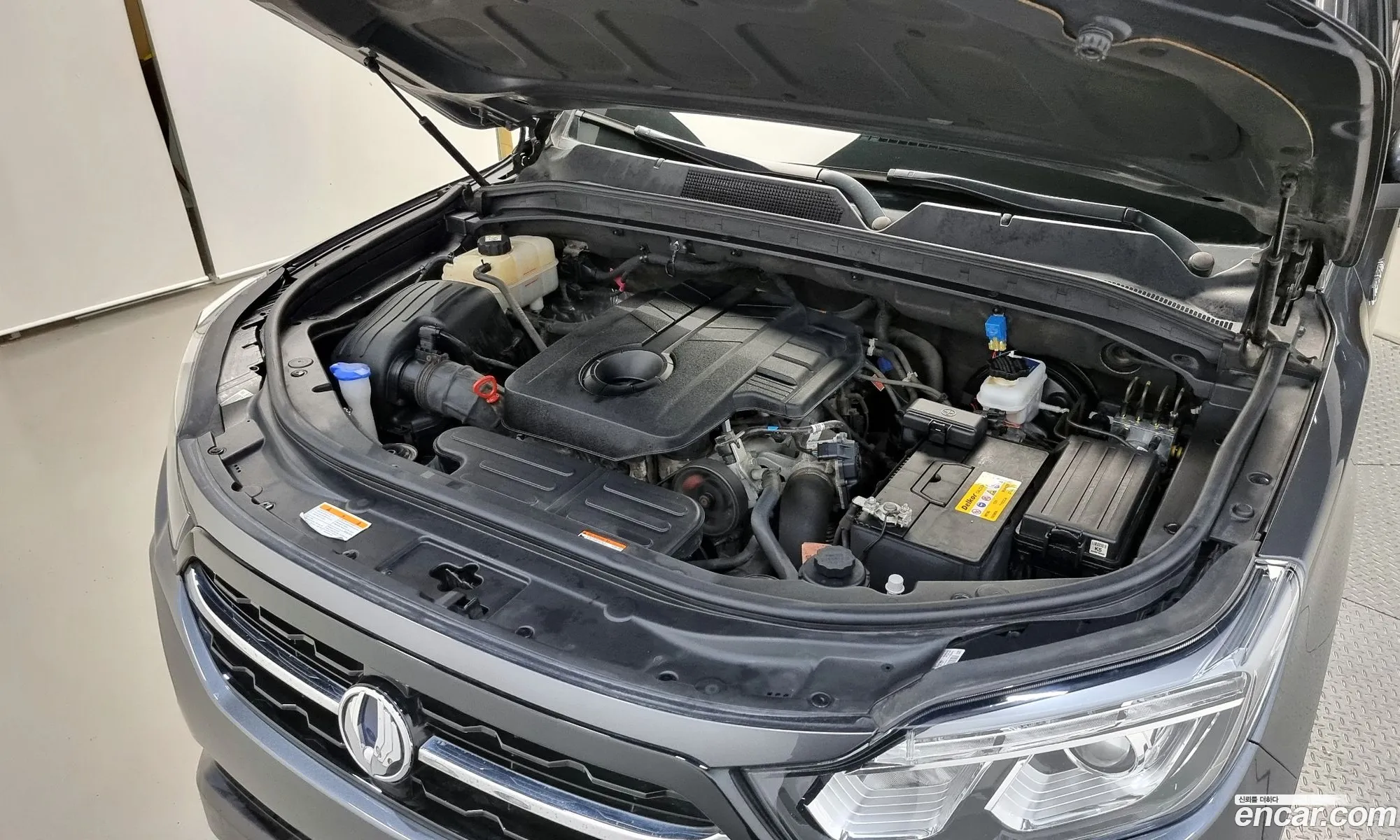Kg Mobility Ssangyong Rexton Sports Diesel 22 4Wd Prestige - фотография 4774178