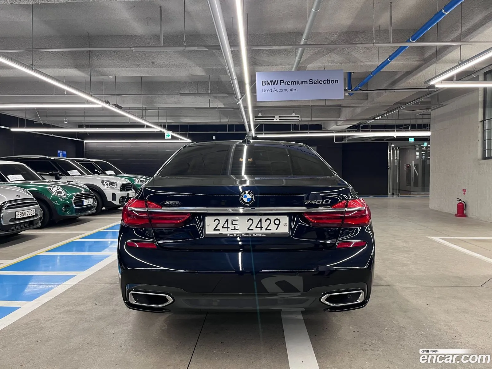 BMW 7 Series G11 740Li xDrive M Sports - фотография 899687
