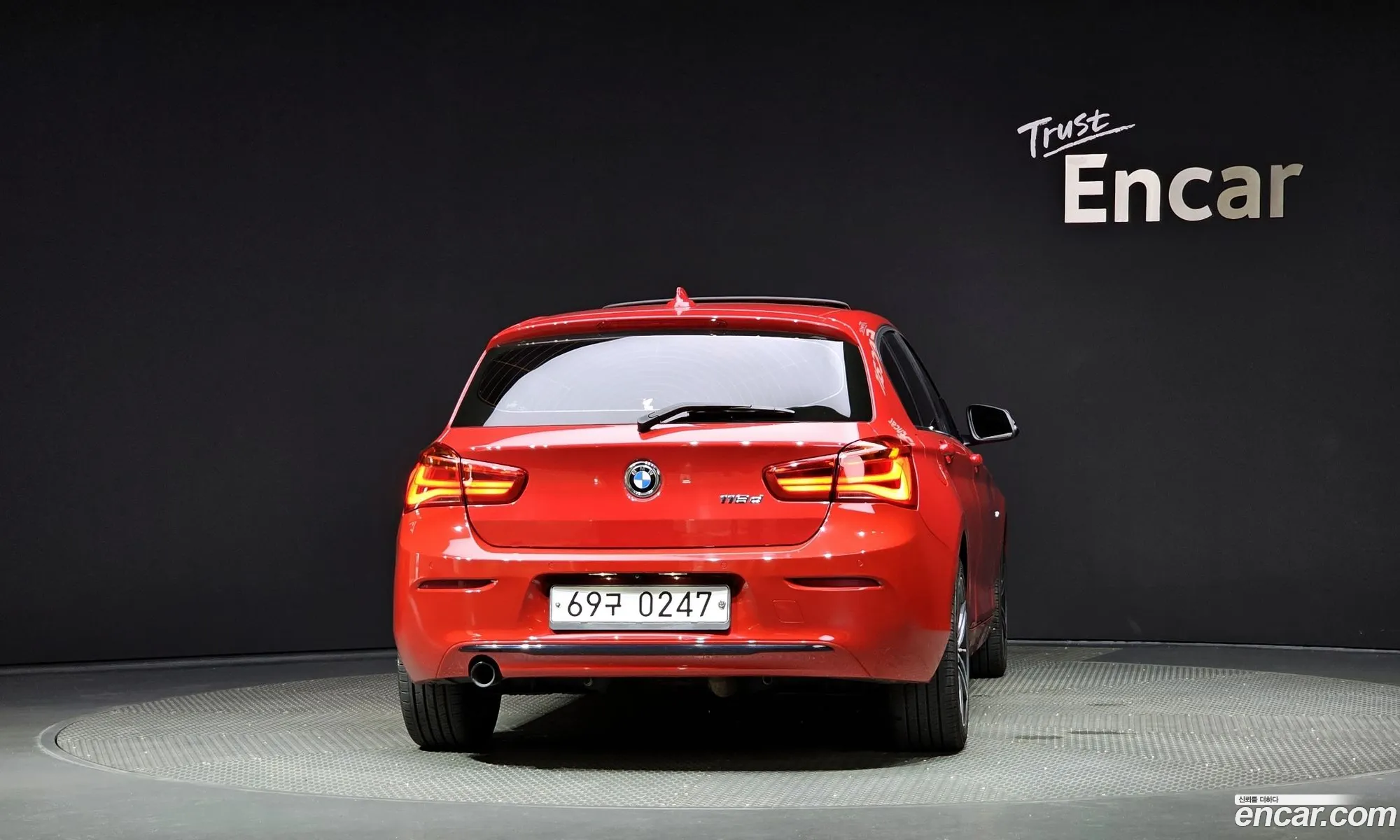 BMW 1 Series F20 118D Sports 5-Door - фотография 892410