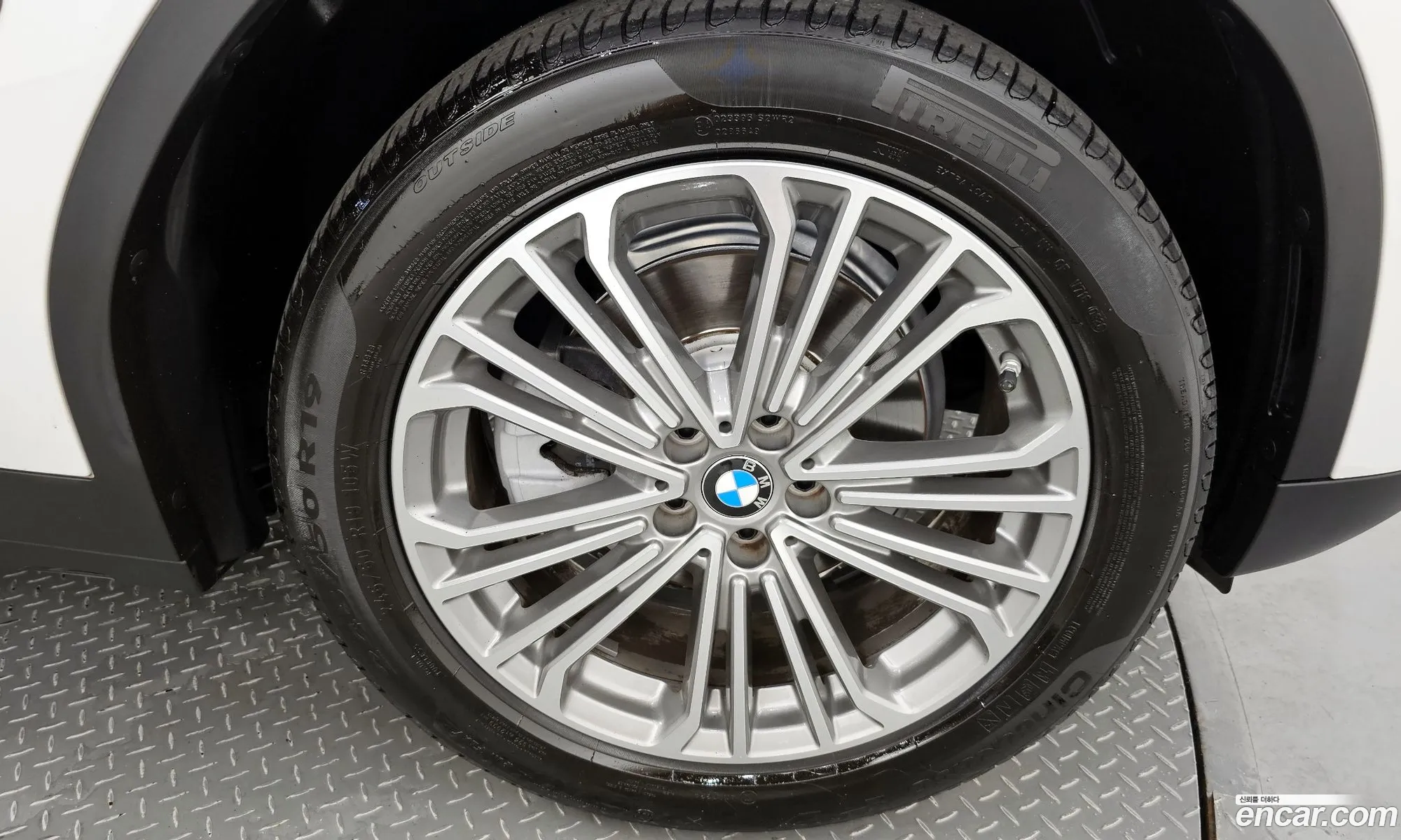 BMW X3 G01 xDrive 20I Luxury - фотография 12432156