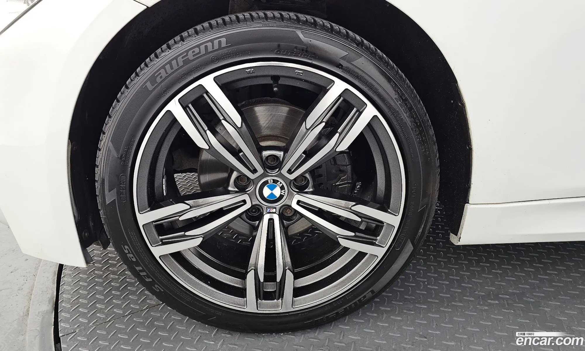 BMW 3 Series F30 320D - фотография 892349