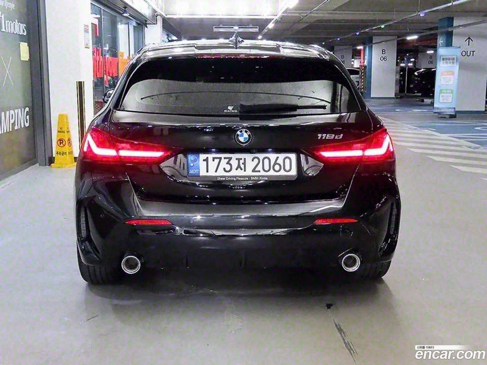 BMW 1 Series F40 118D M Sports - фотография 11808408