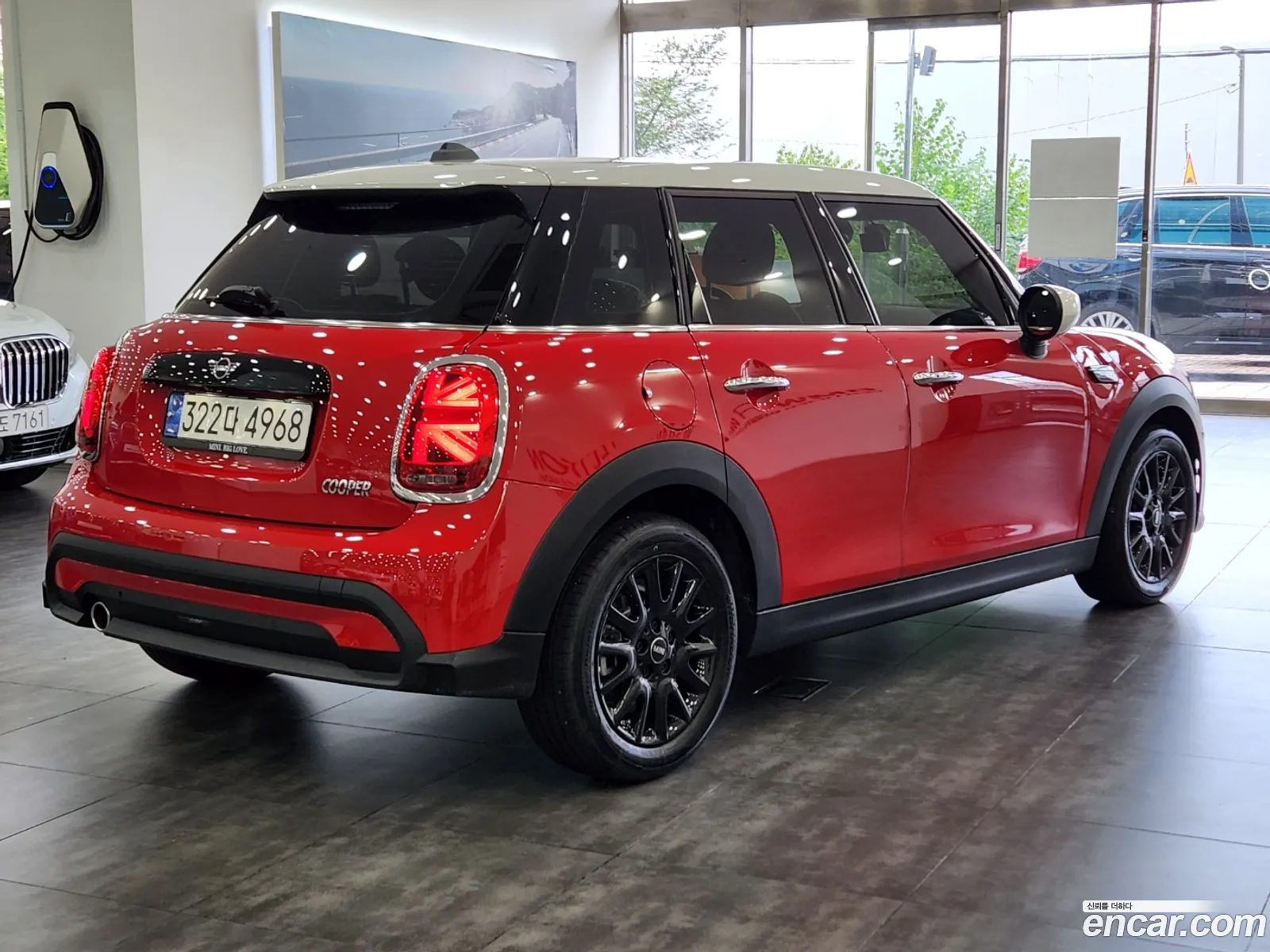 Mini Cooper 5-Door Classic 3Rd Generation - фотография 9970599