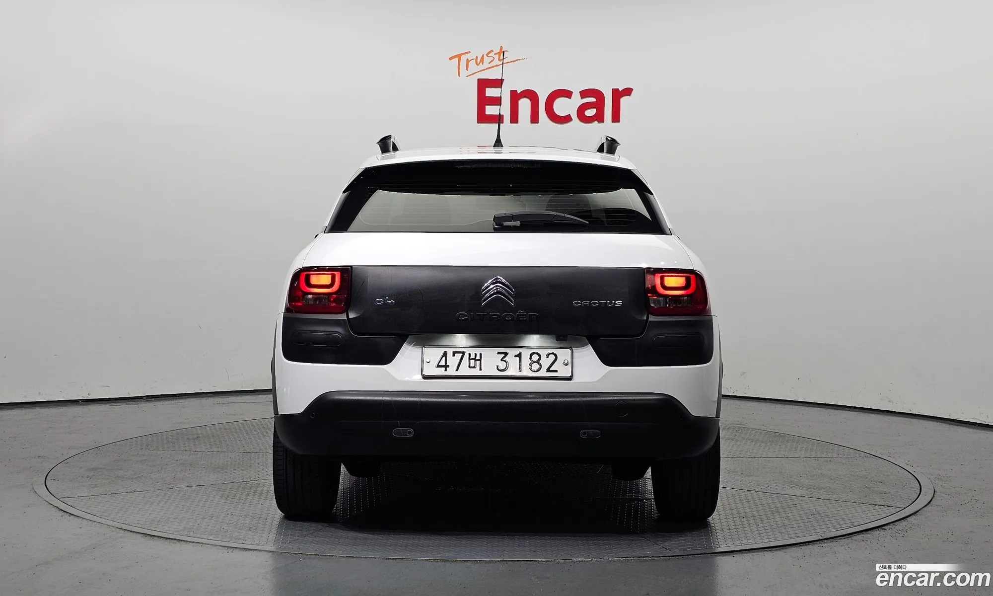 CitroenDs C4 Cactus 16 Bluehdi Shine - фотография 2048397