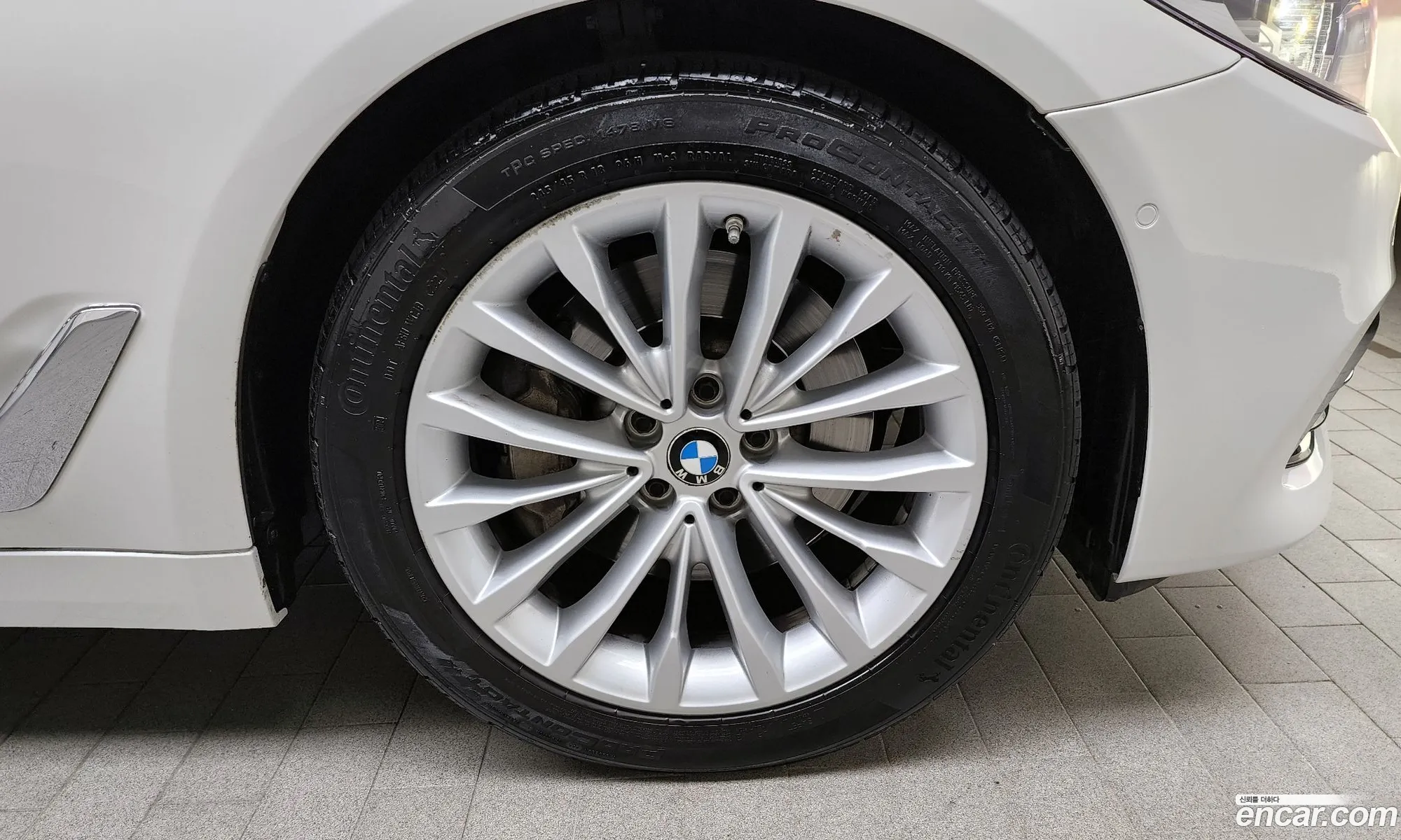 BMW 5 Series G30 530I Luxury Plus - фотография 903503