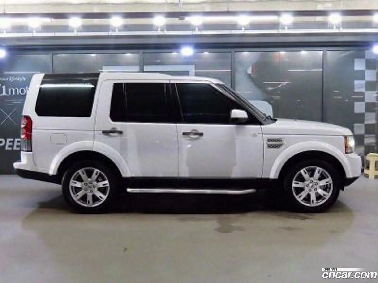 Land Rover Discovery 4 30 Sdv6 Se - фотография 5196421