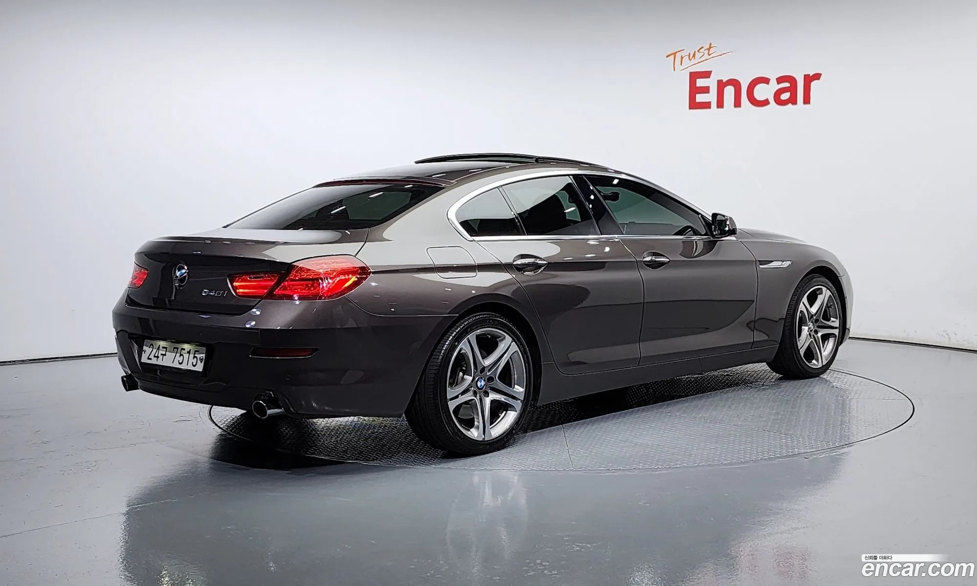 BMW 6 Series F12 640I Gran Coupe - фотография 11788259