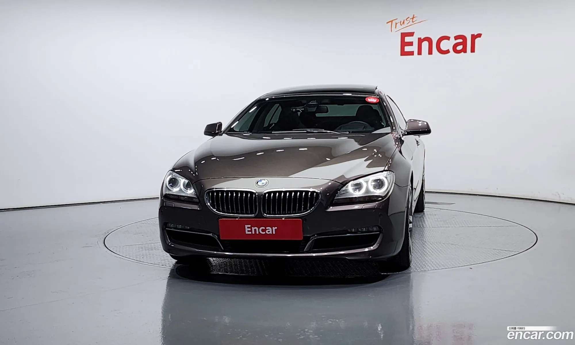 BMW 6 Series F12 640I Gran Coupe - фотография 11788260