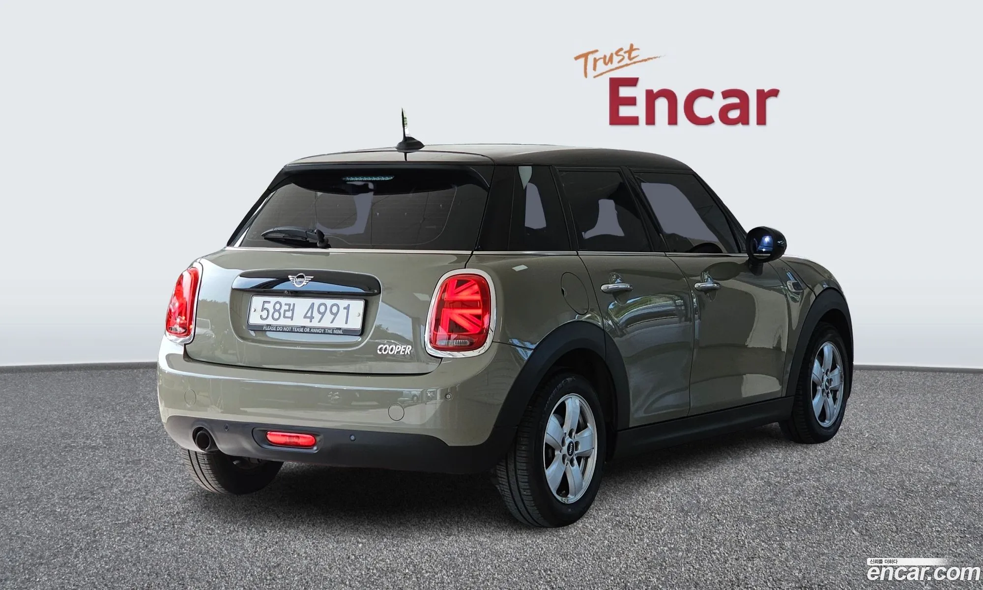 Mini Cooper 5-Door Basic Model 3Rd Generation - фотография 908340