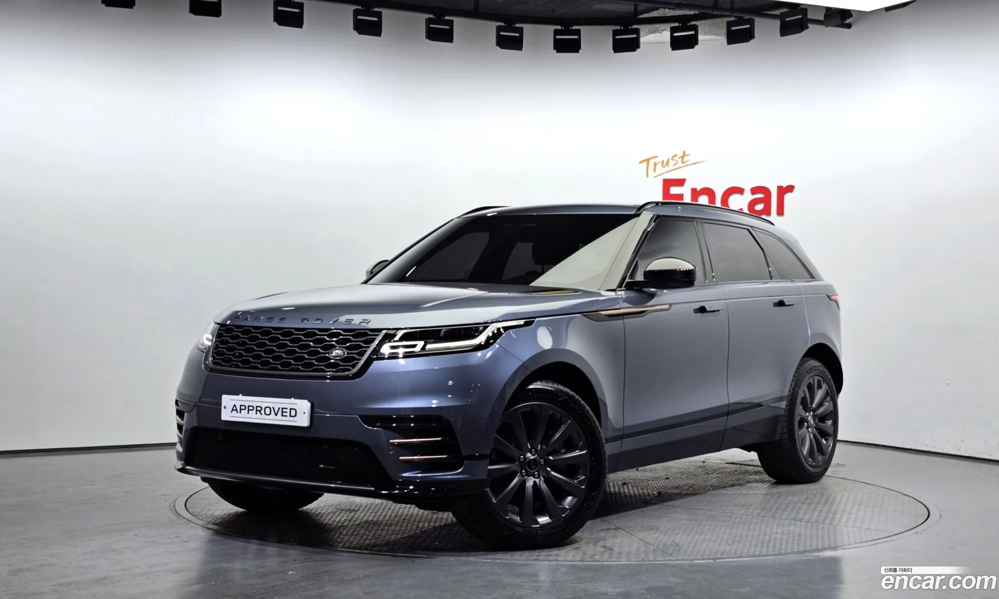 Land Rover Range Rover Velar 20 P250 R-Dynamic Se - фотография 5196407