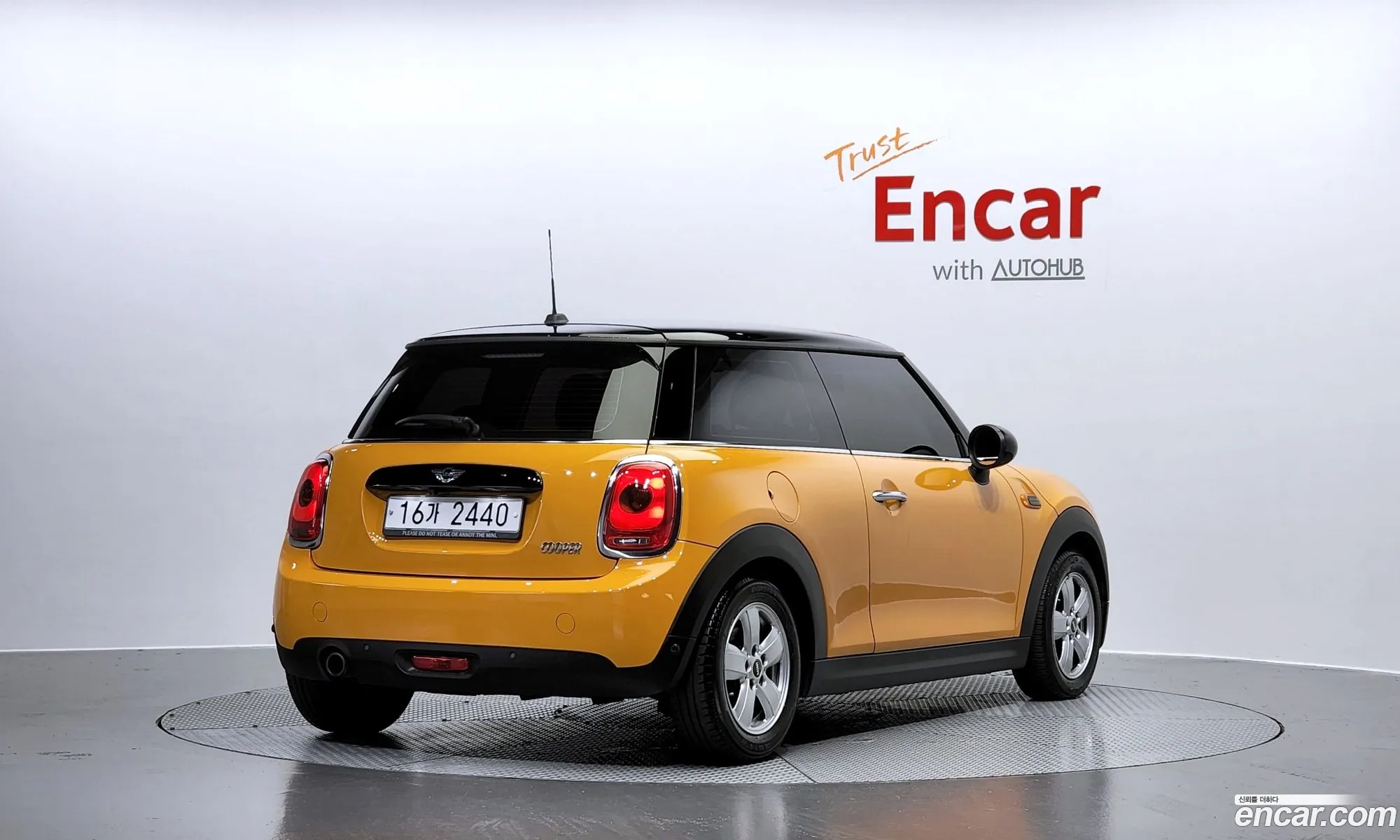 Mini Cooper Basic 3Rd Generation - фотография 851370