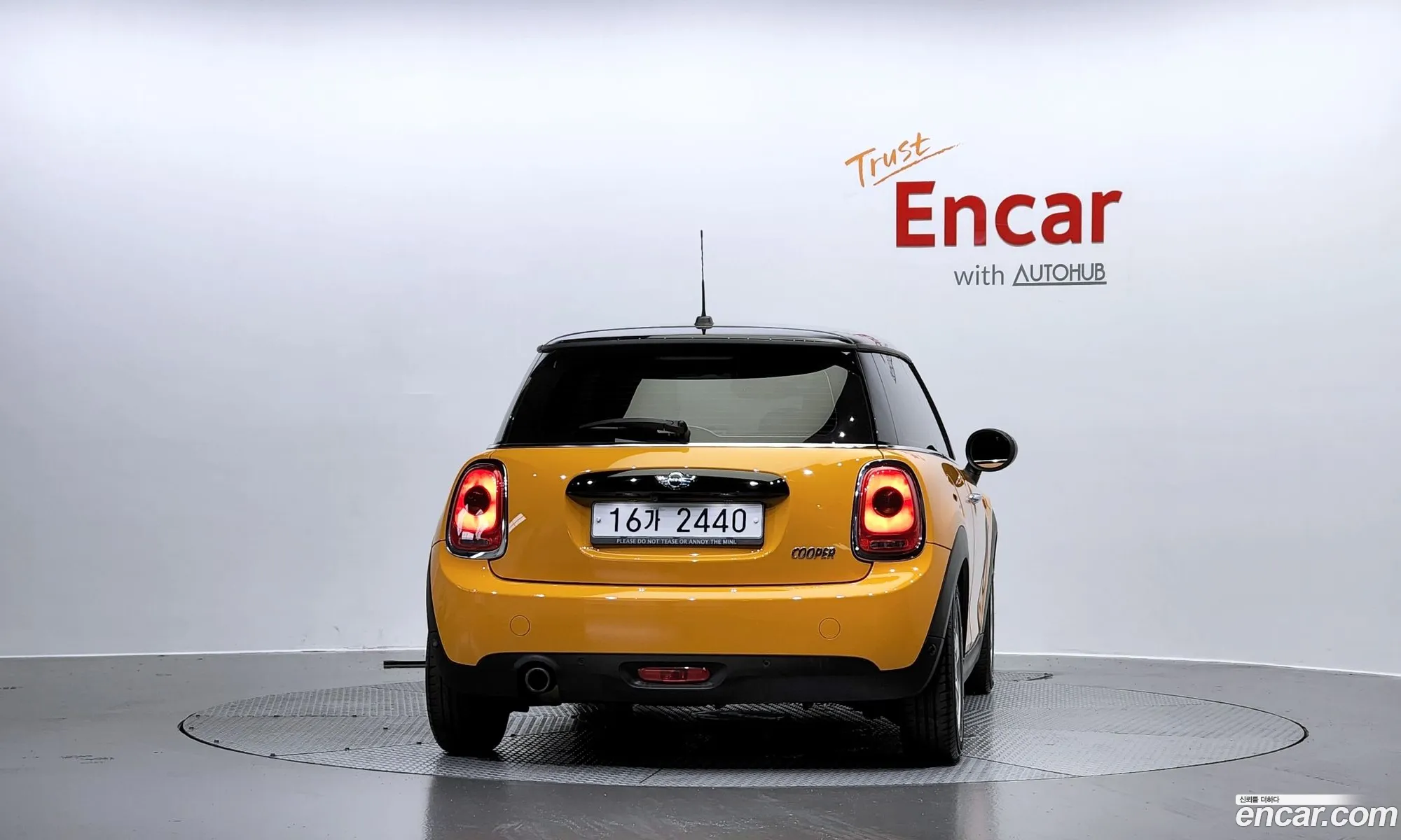 Mini Cooper Basic 3Rd Generation - фотография 851372