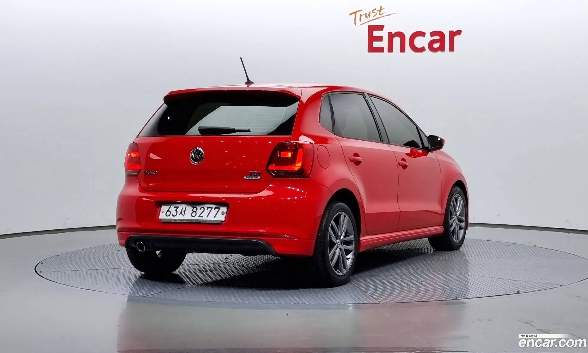 Volkswagen Polo 14 Tdi R-Line 5Th Generation - фотография 12385487