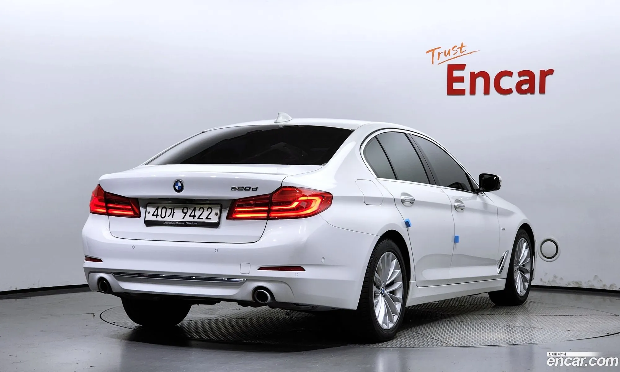 BMW 5 Series G30 520D Luxury Special Edition - фотография 11788307
