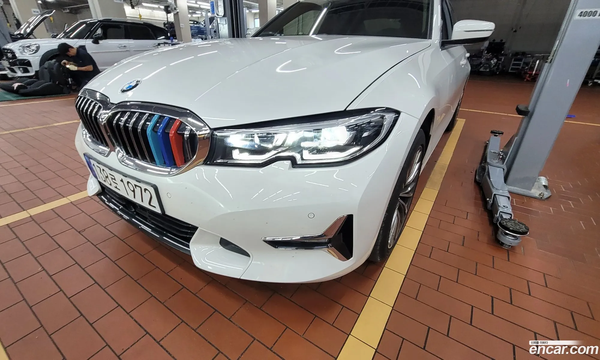 BMW 3 Series G20 320I Luxury - фотография 926340