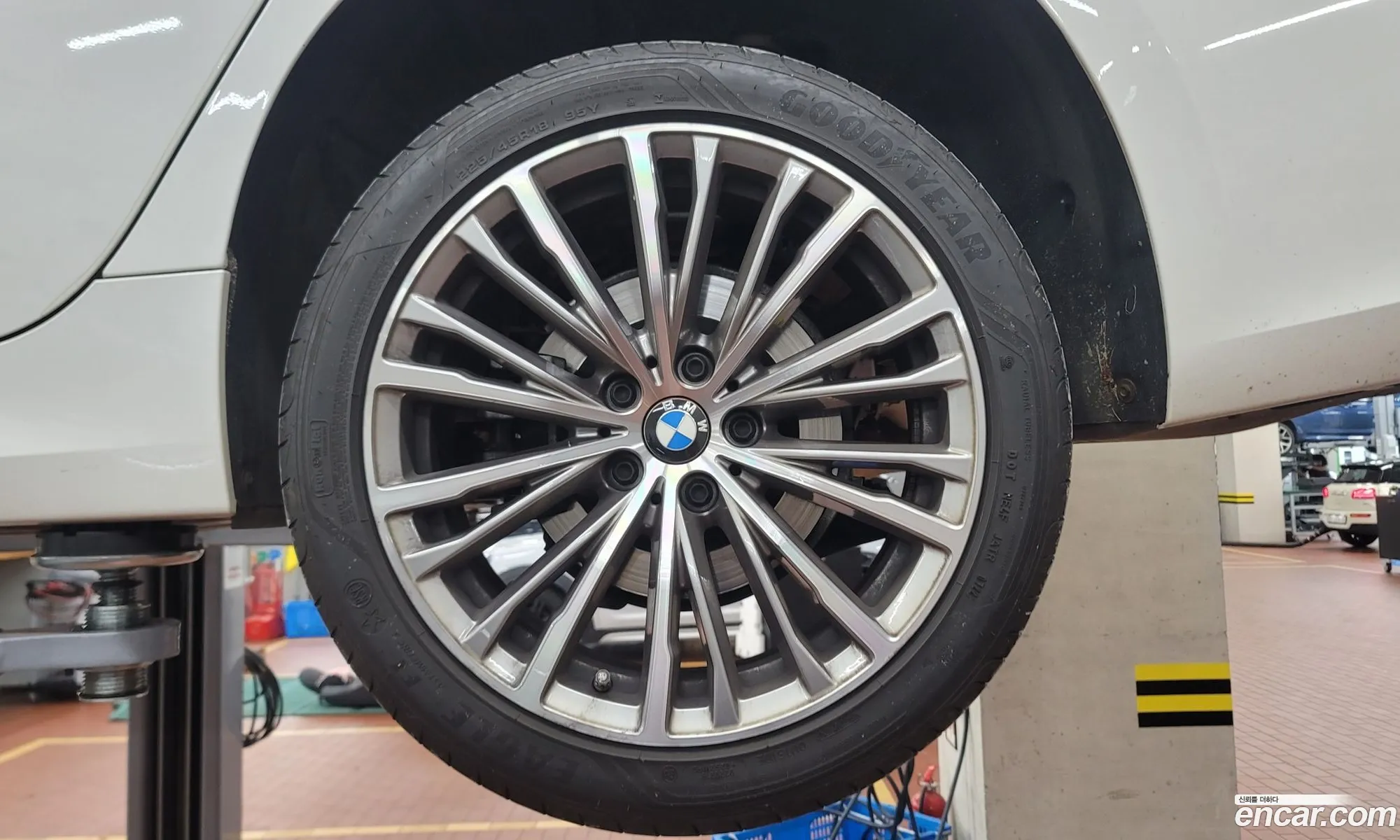 BMW 3 Series G20 320I Luxury - фотография 926344