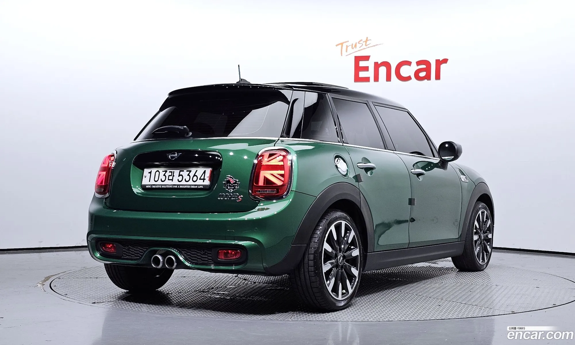 Mini Cooper S 5-Door High 3Rd Generation - фотография 853576