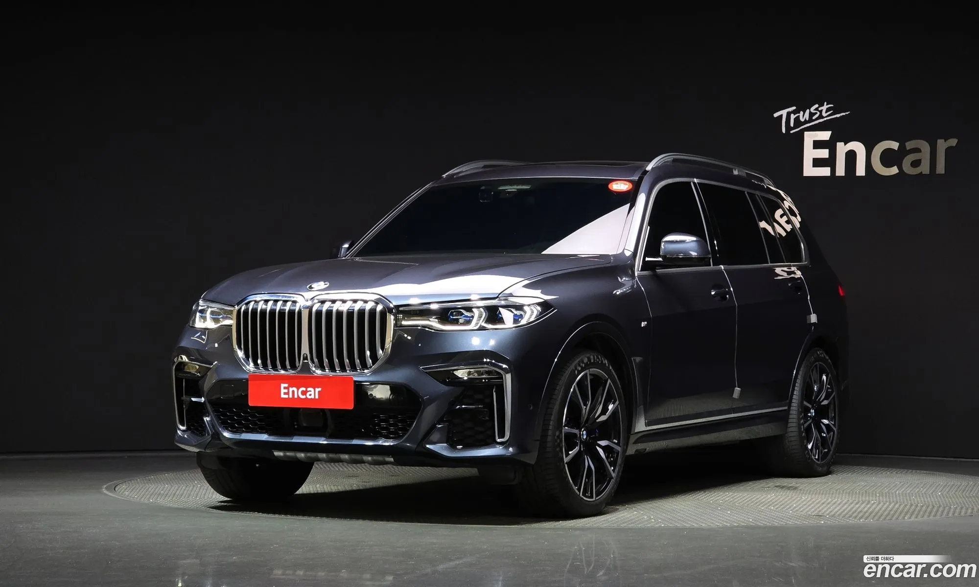 X7 G07xDrive 30D M Sports 6-Seater - фотография 19060459
