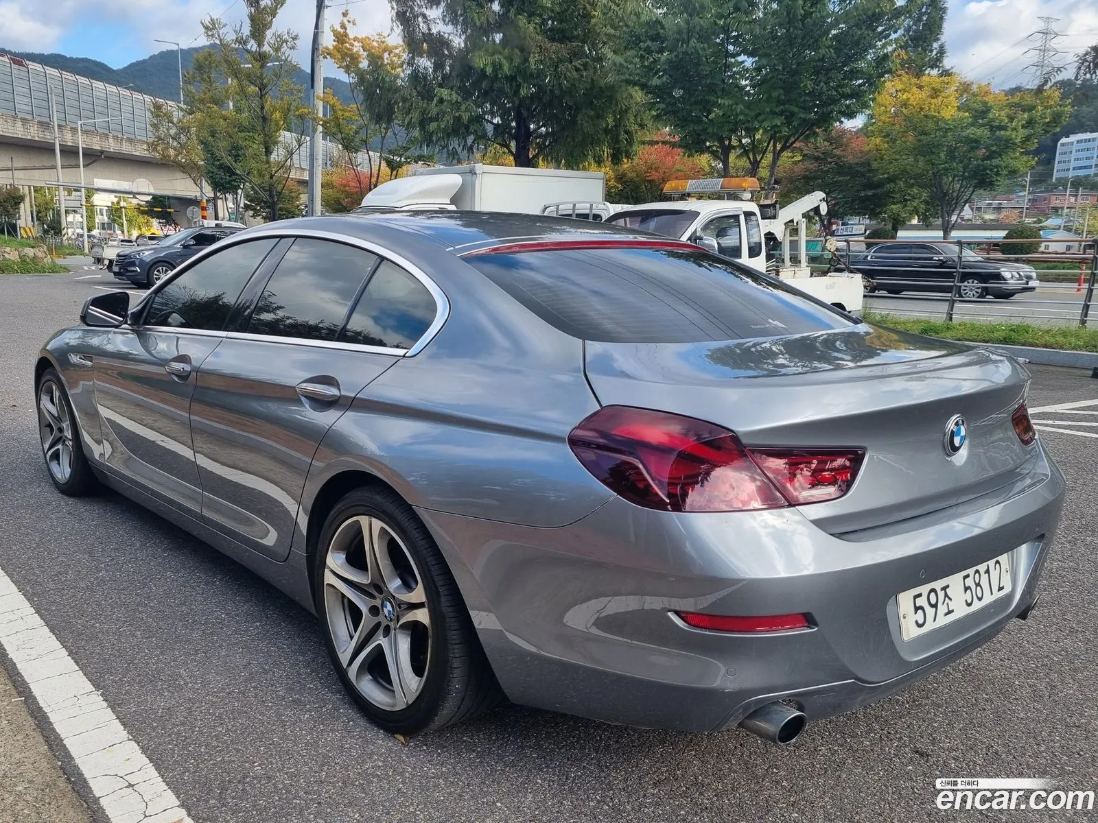 BMW 6 Series F12 640I Gran Coupe - фотография 954657