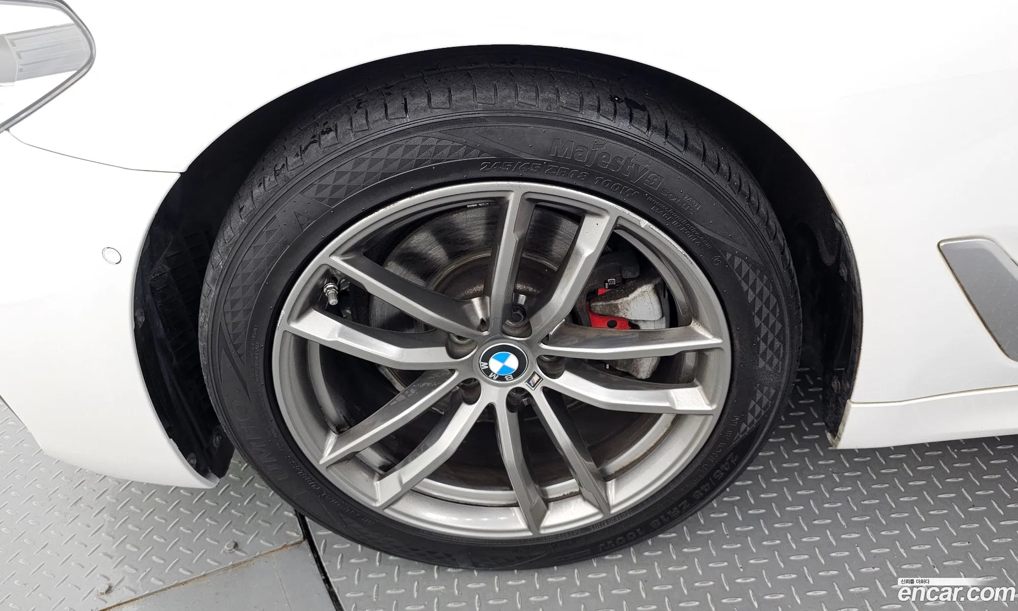 BMW 5 Series G30 520D M Sports Plus - фотография 927076
