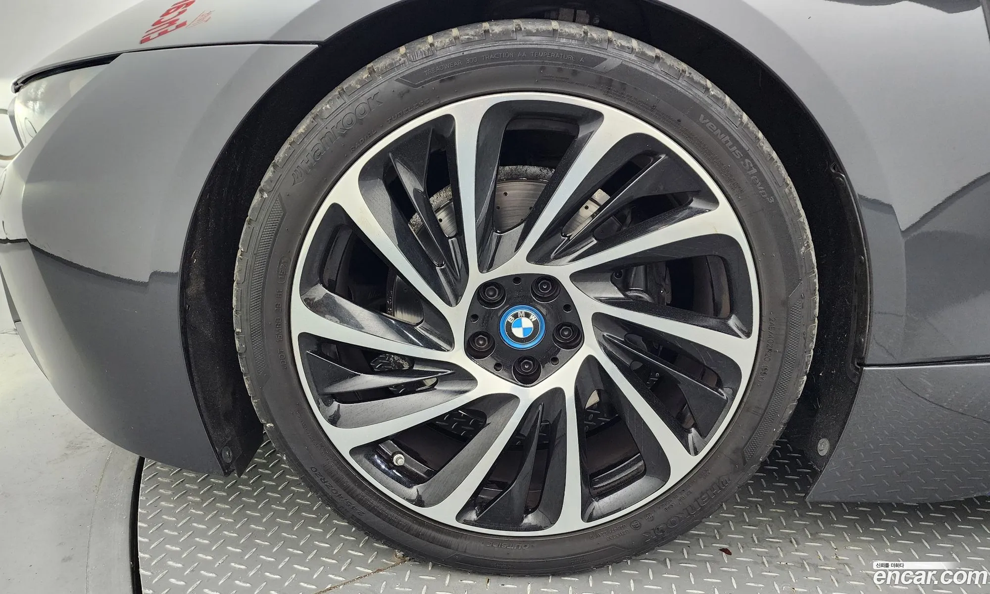 BMW I8 Coupe - фотография 954644