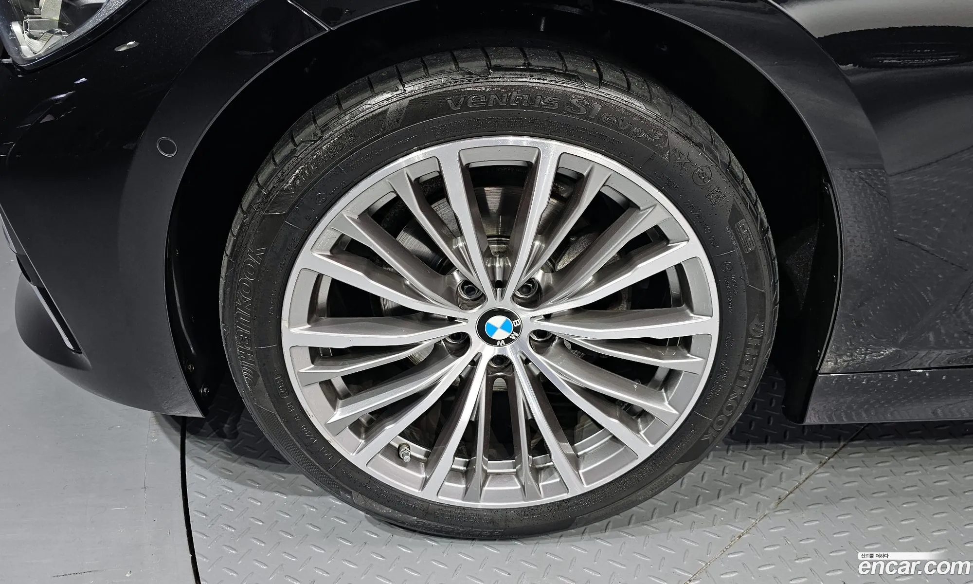 BMW 3 Series G20 320I Luxury - фотография 927064