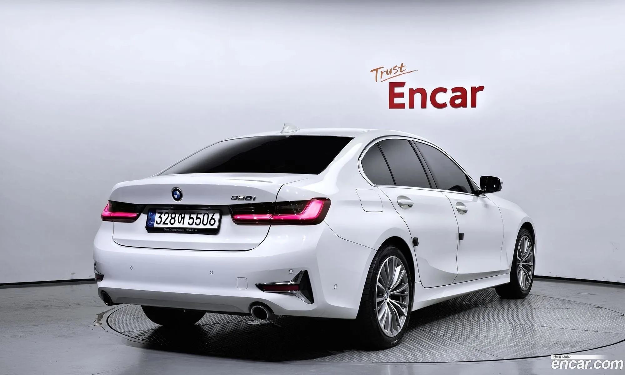 BMW 3 Series G20 320I Luxury - фотография 927037