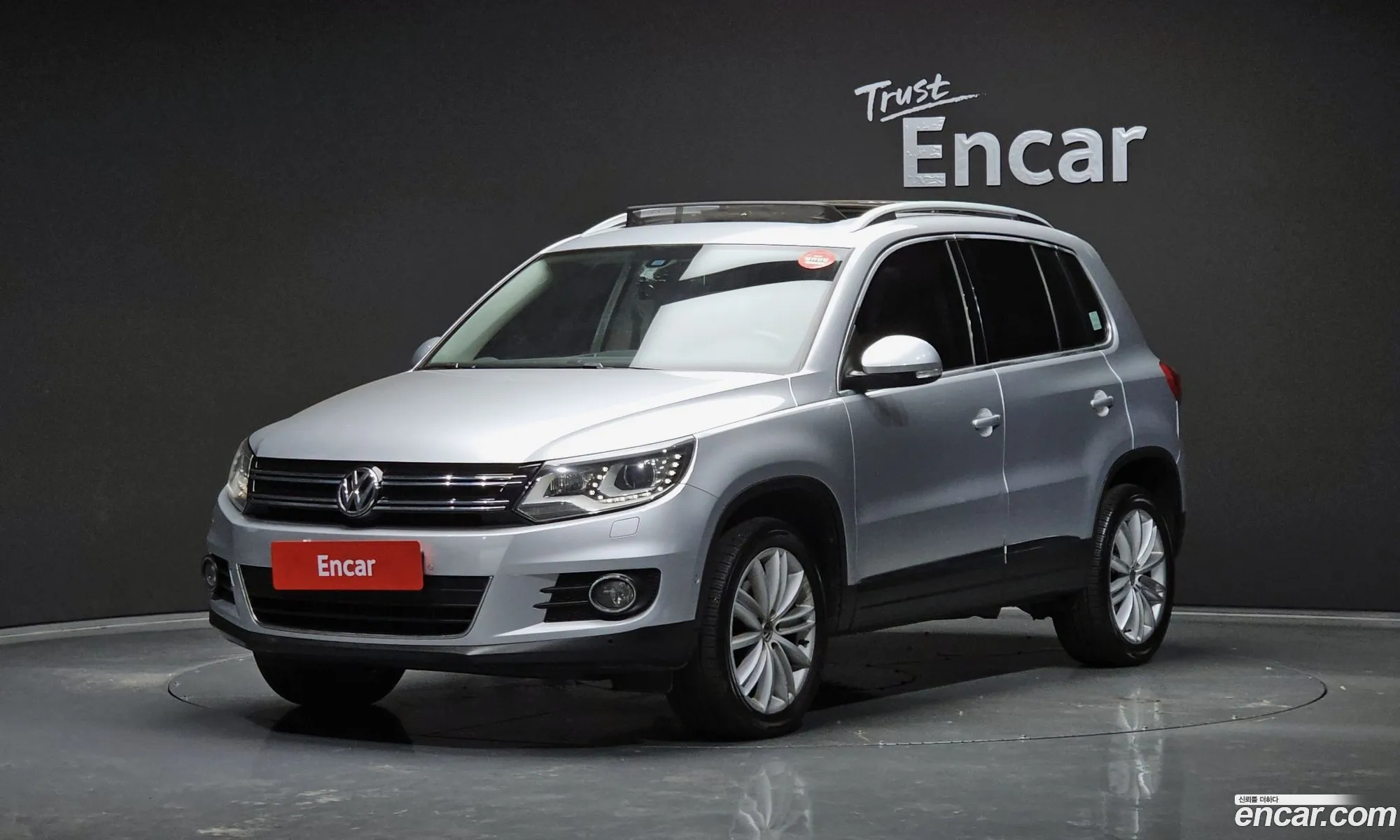 Volkswagen New Tiguan 20 Tdi Premium 5N - фотография 12497387