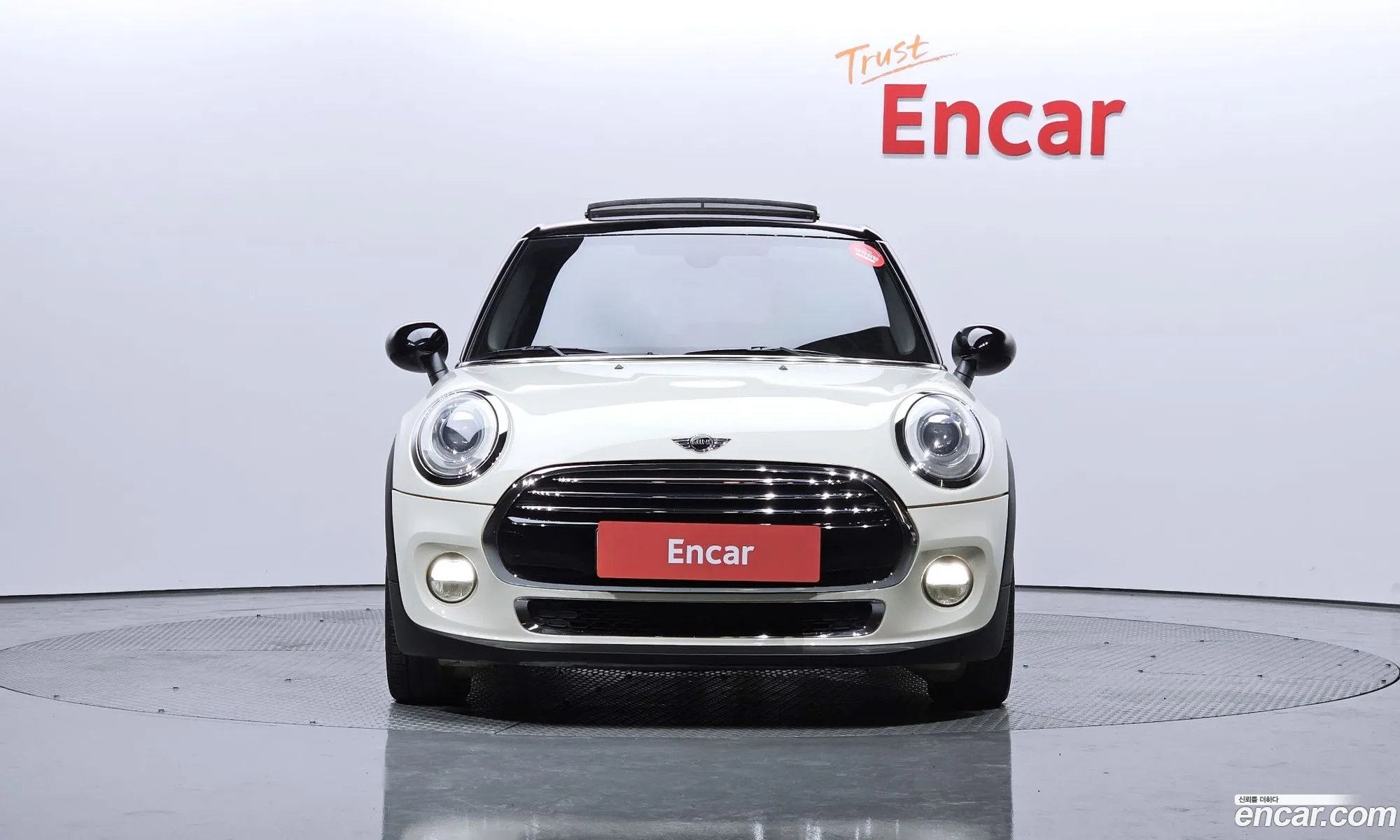 Mini Cooper D 5-Door High 3Rd Generation - фотография 851407