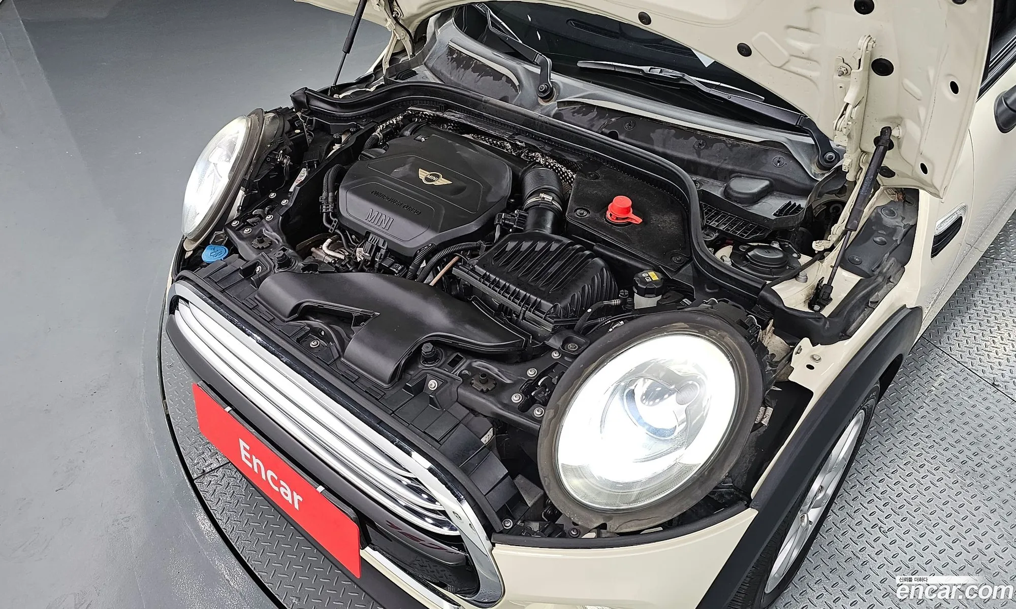 Mini Cooper D 5-Door High 3Rd Generation - фотография 851410
