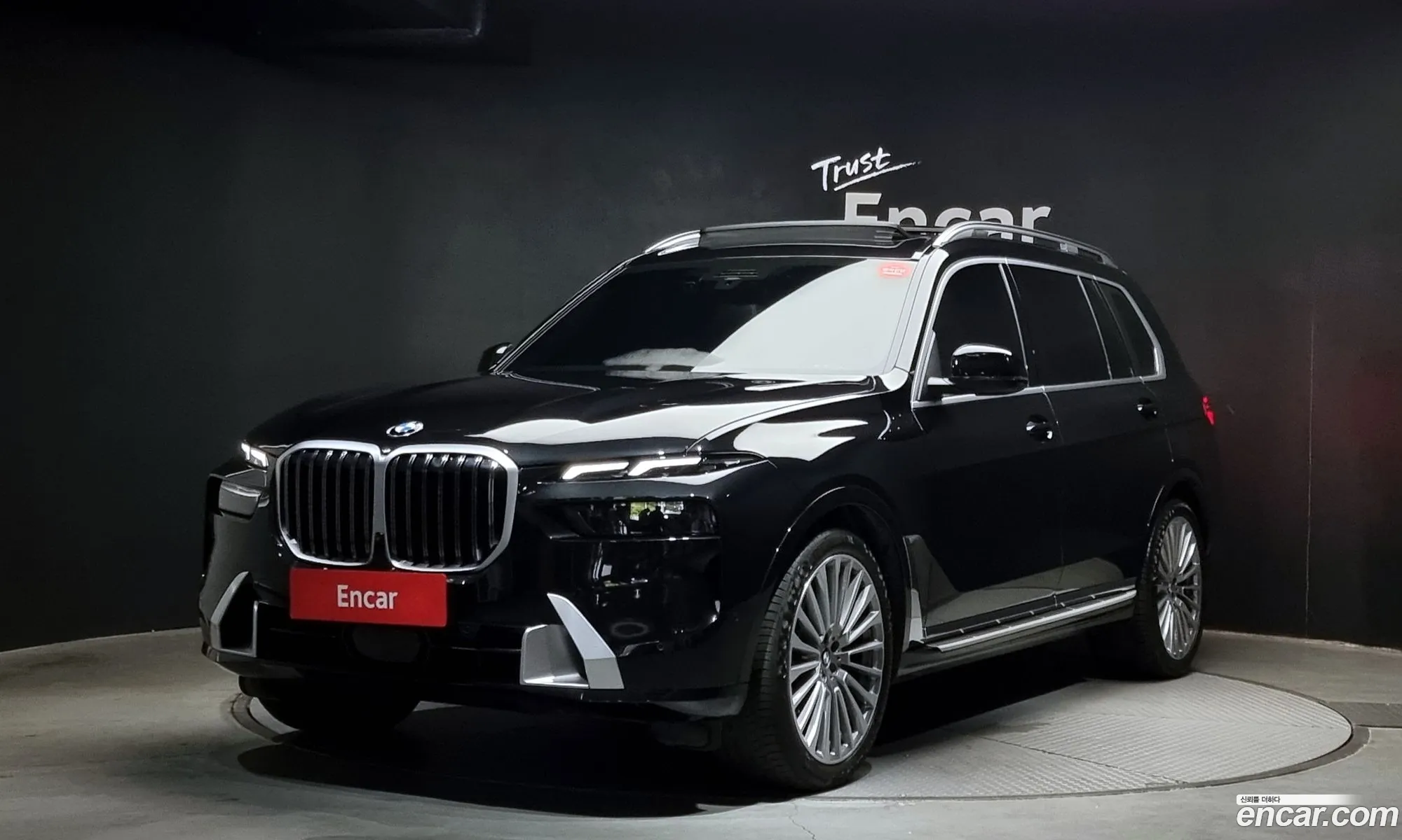 X7 G07xDrive 40D Design Pure Excellence 7-Seater - фотография 19054244