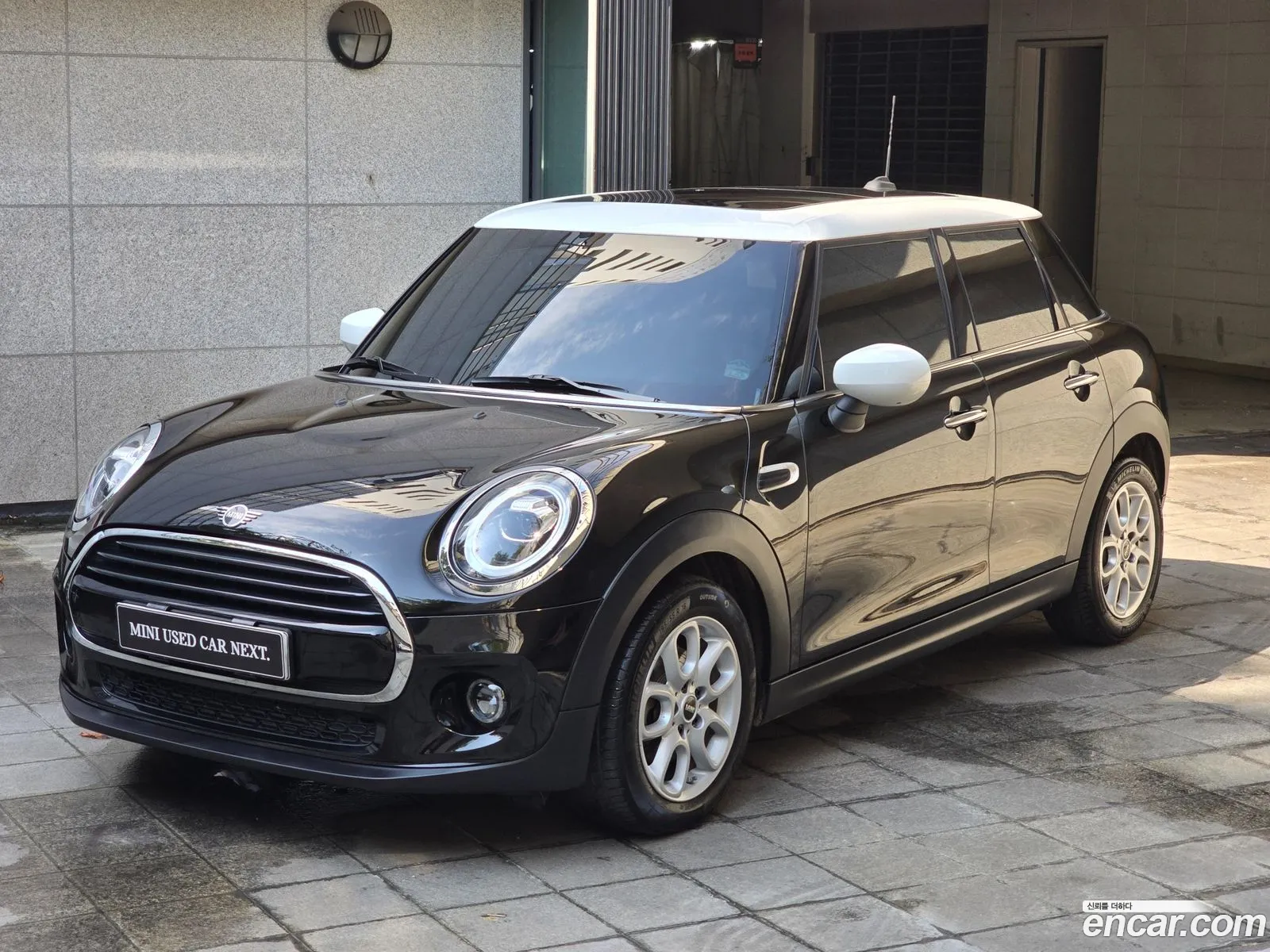 Mini Cooper High 3Rd Generation - фотография 853611