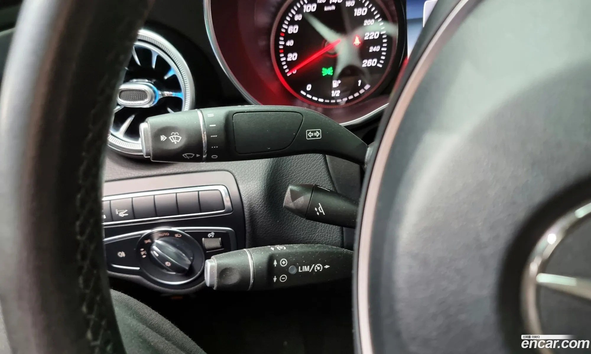 C-Class W205C200 Avantgarde - фотография 18122528