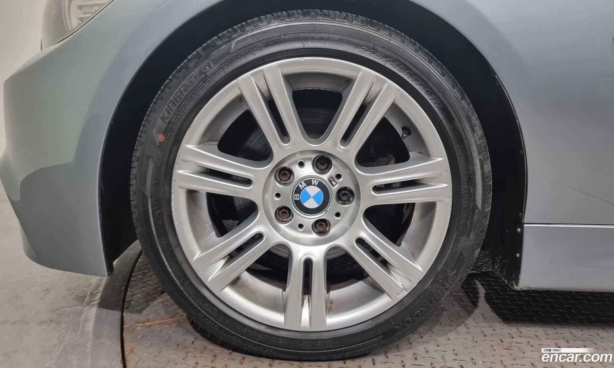 BMW 3 Series E90 320D Sedan - фотография 12433277