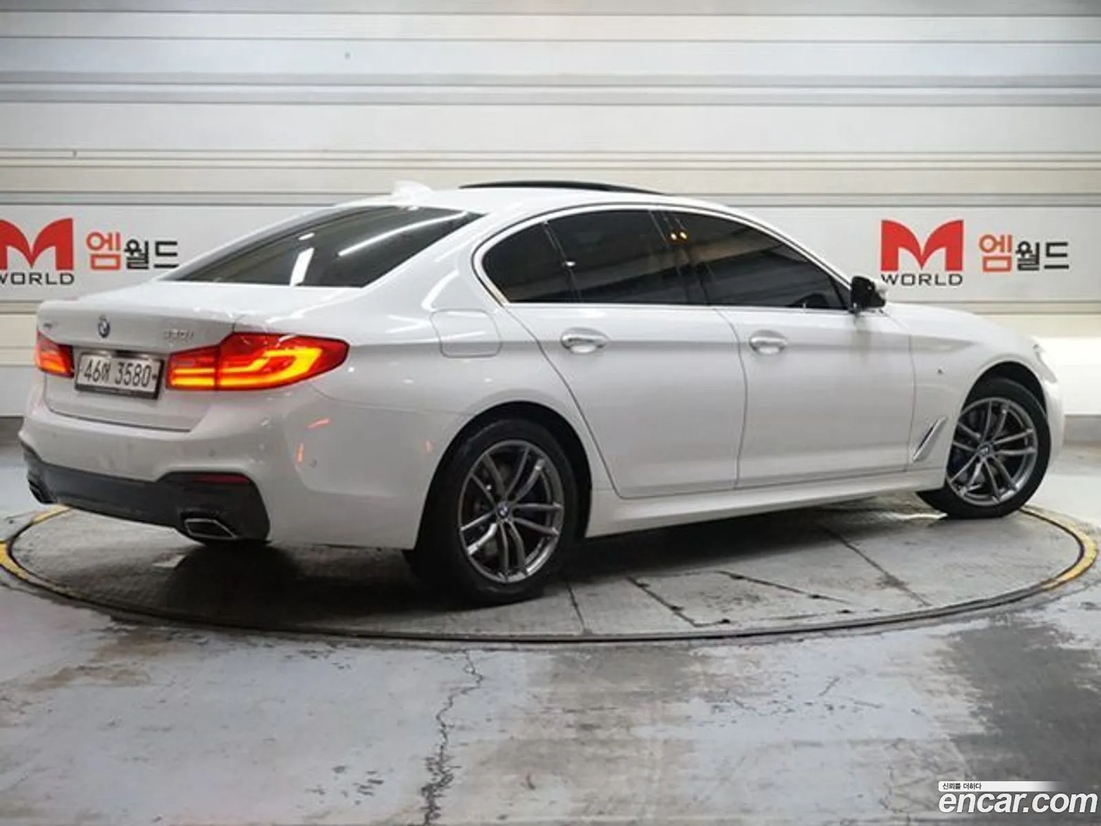 BMW 5 Series G30 530I xDrive M Sports - фотография 12433264