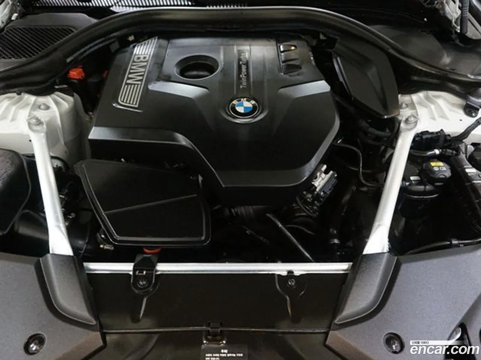 BMW 5 Series G30 530I xDrive M Sports - фотография 12433266