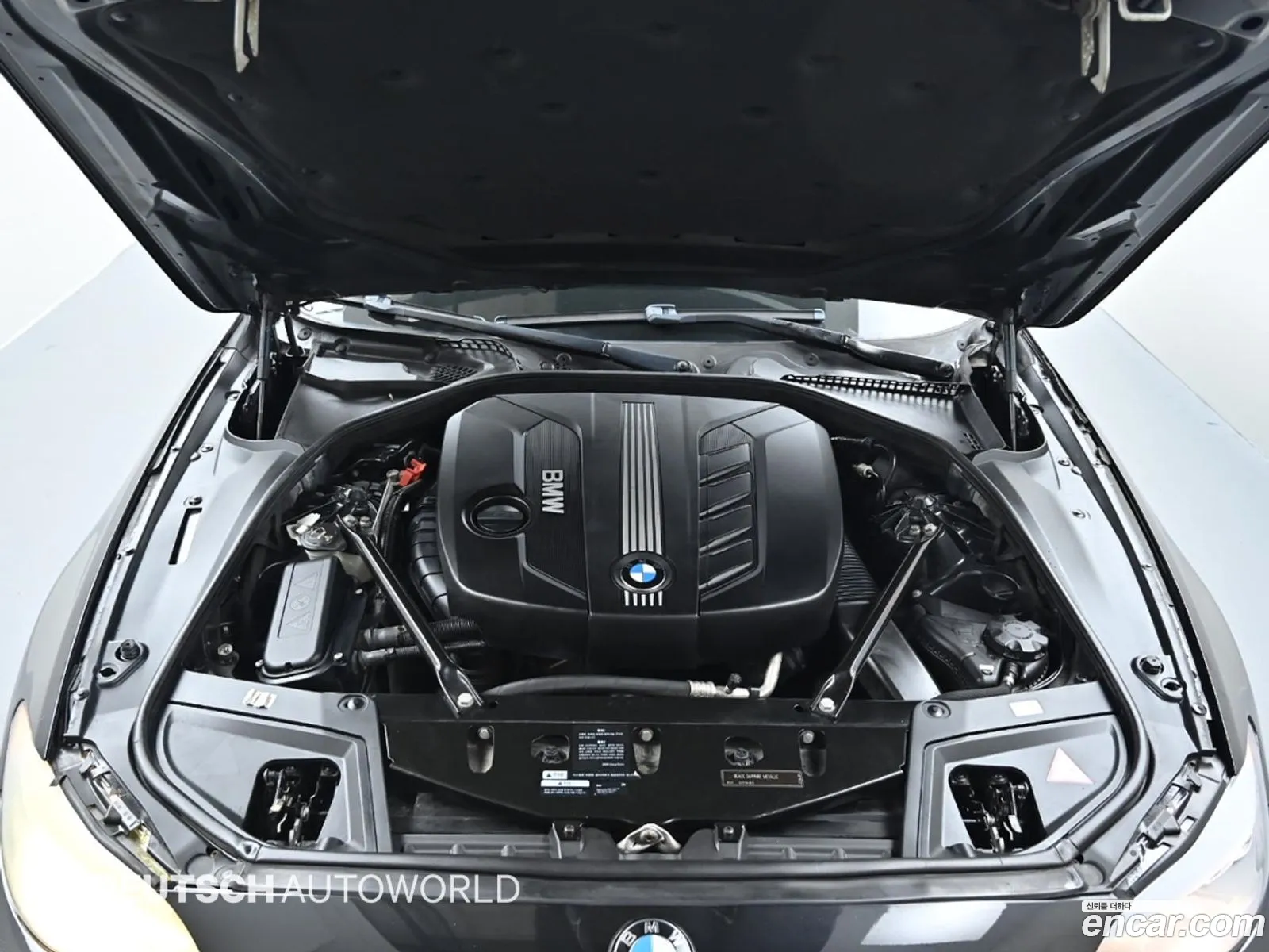 BMW 5 Series F10 520D - фотография 954123