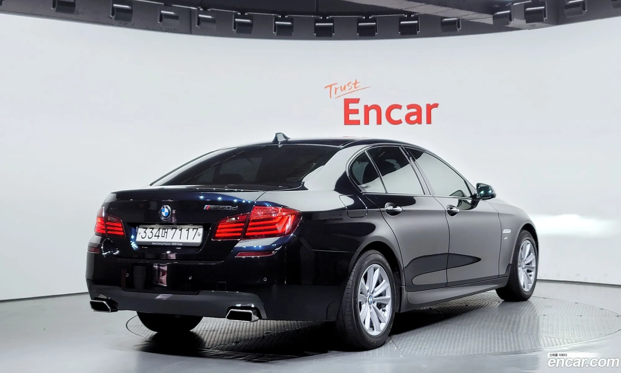 BMW 5 Series F10 520D xDrive M Aerodynamics - фотография 12433250