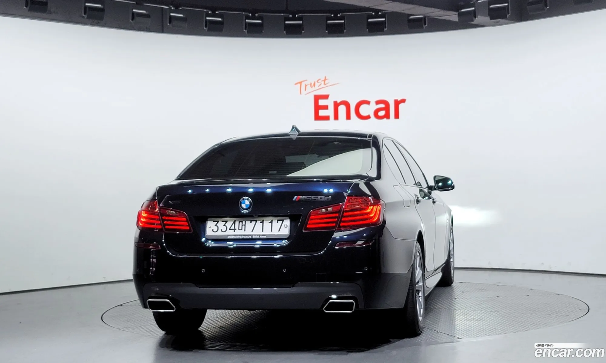 BMW 5 Series F10 520D xDrive M Aerodynamics - фотография 12433252