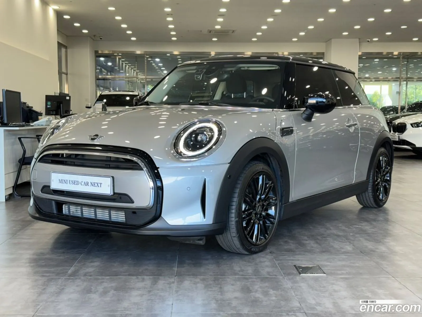 Mini Cooper Classic Plus 3Rd Generation - фотография 853561