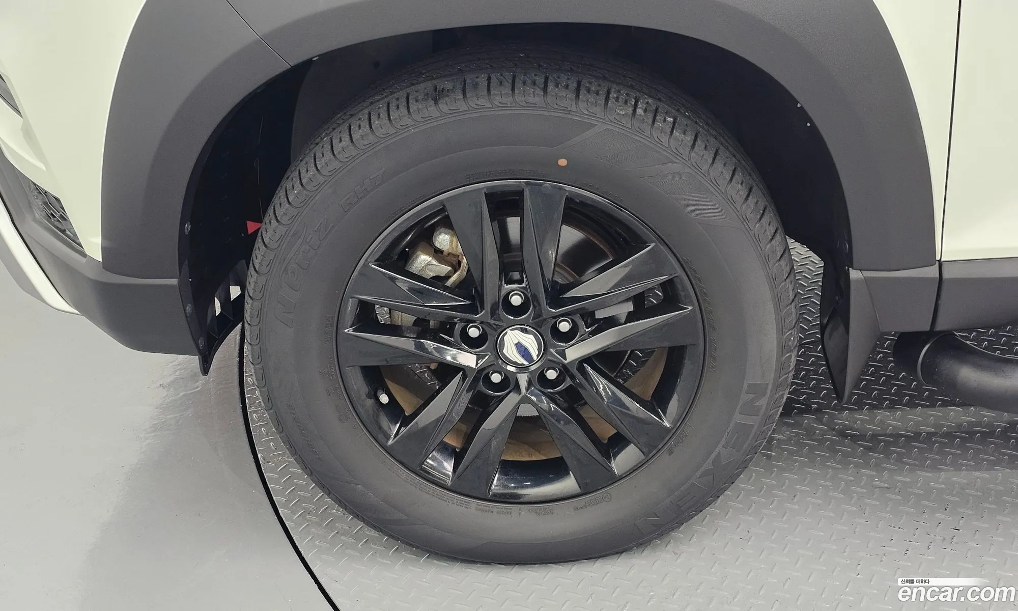 Kg Mobility Ssangyong Rexton Sports Khan Diesel 22 4Wd Dynamic Edition 5 Links - фотография 4967601