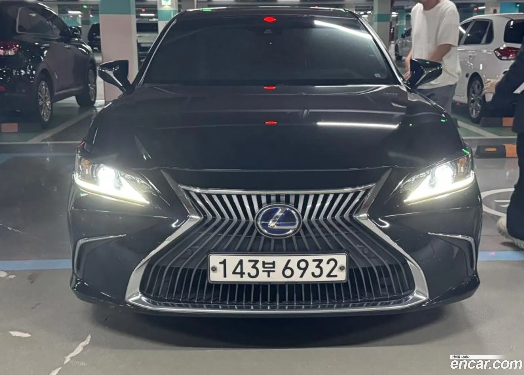 Lexus Es300H 7Th Generation Luxury Plus - фотография 6583663