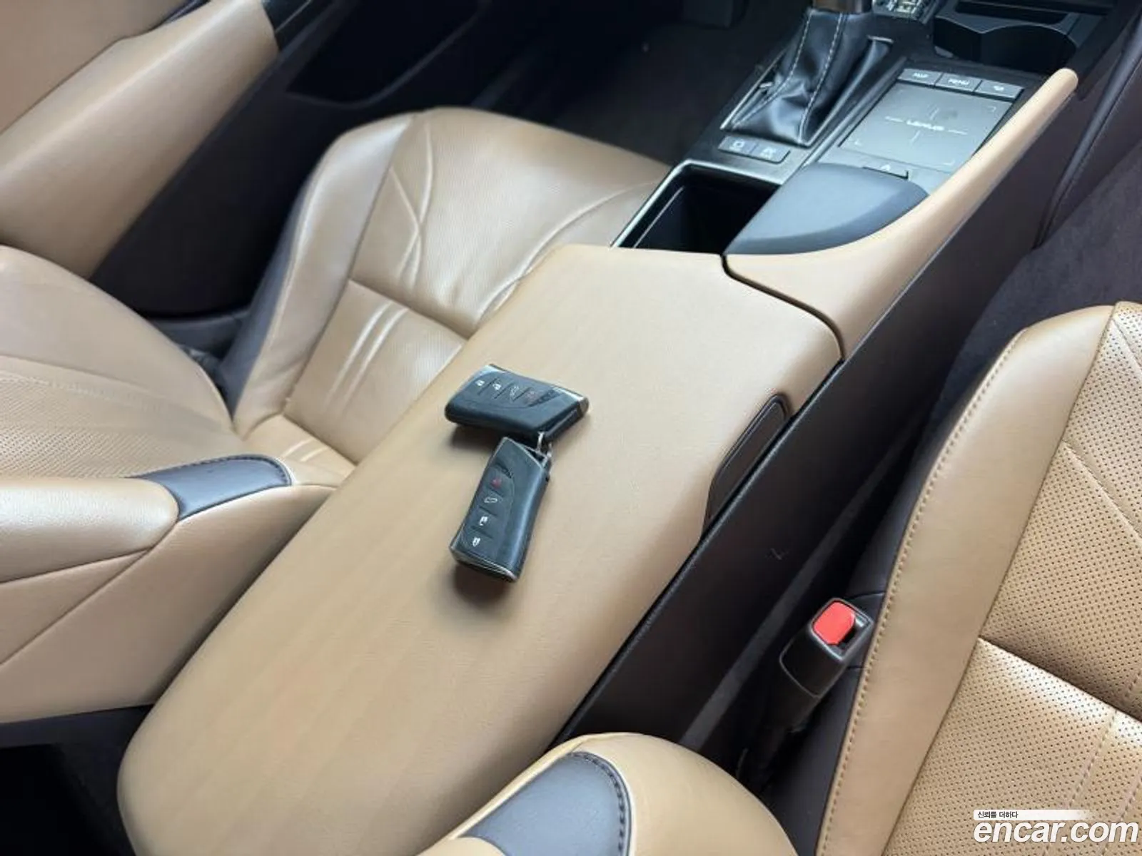 Lexus Es300H 7Th Generation Luxury Plus - фотография 6583665
