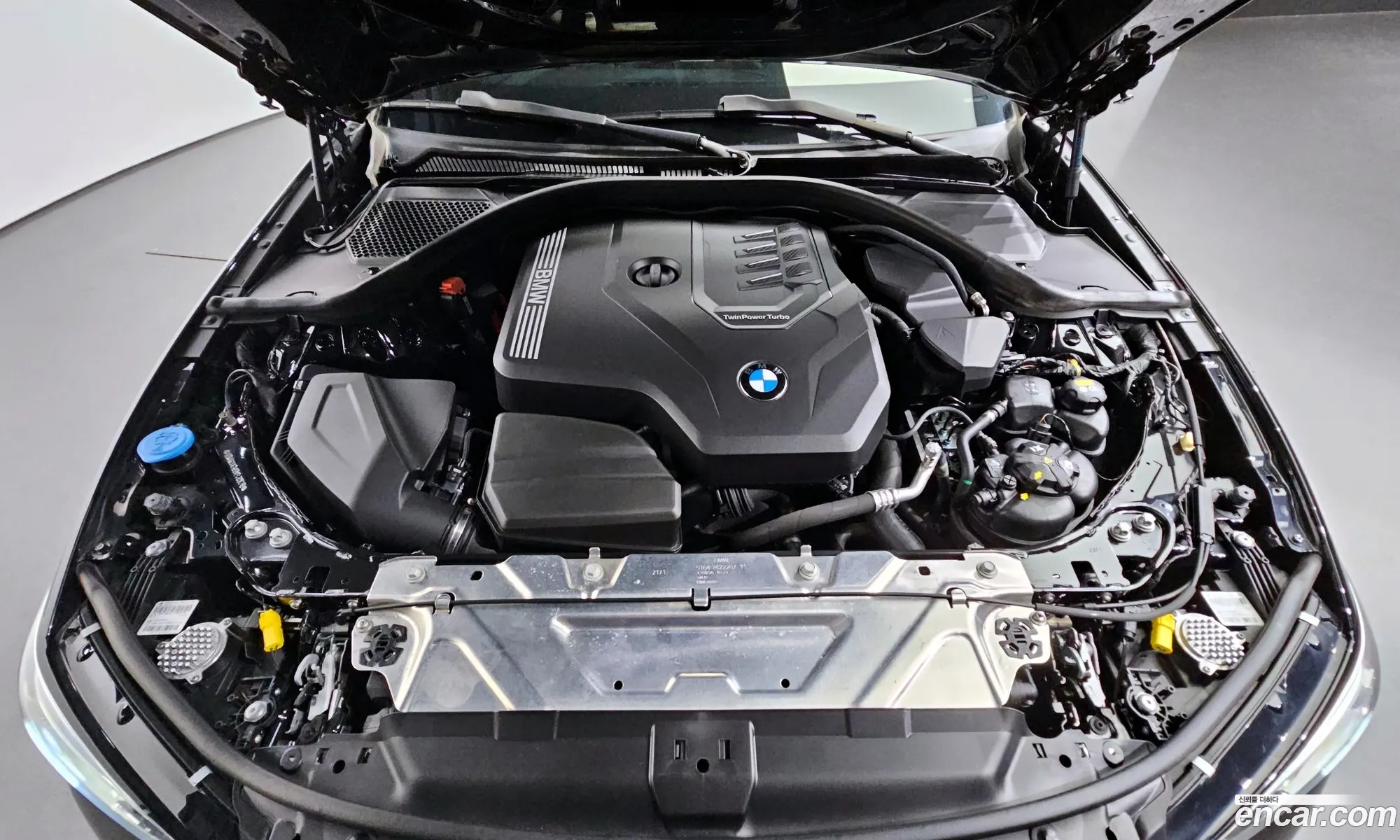 BMW 3 Series G20 320I Luxury - фотография 12415088