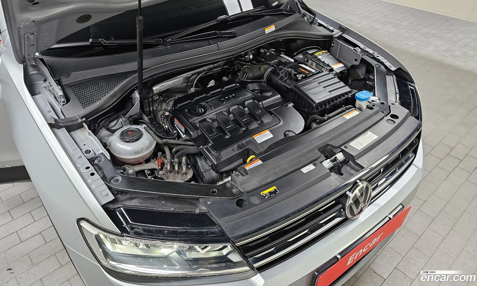 Volkswagen Tiguan 2Nd Generation 20 Tdi Premium - фотография 12505707