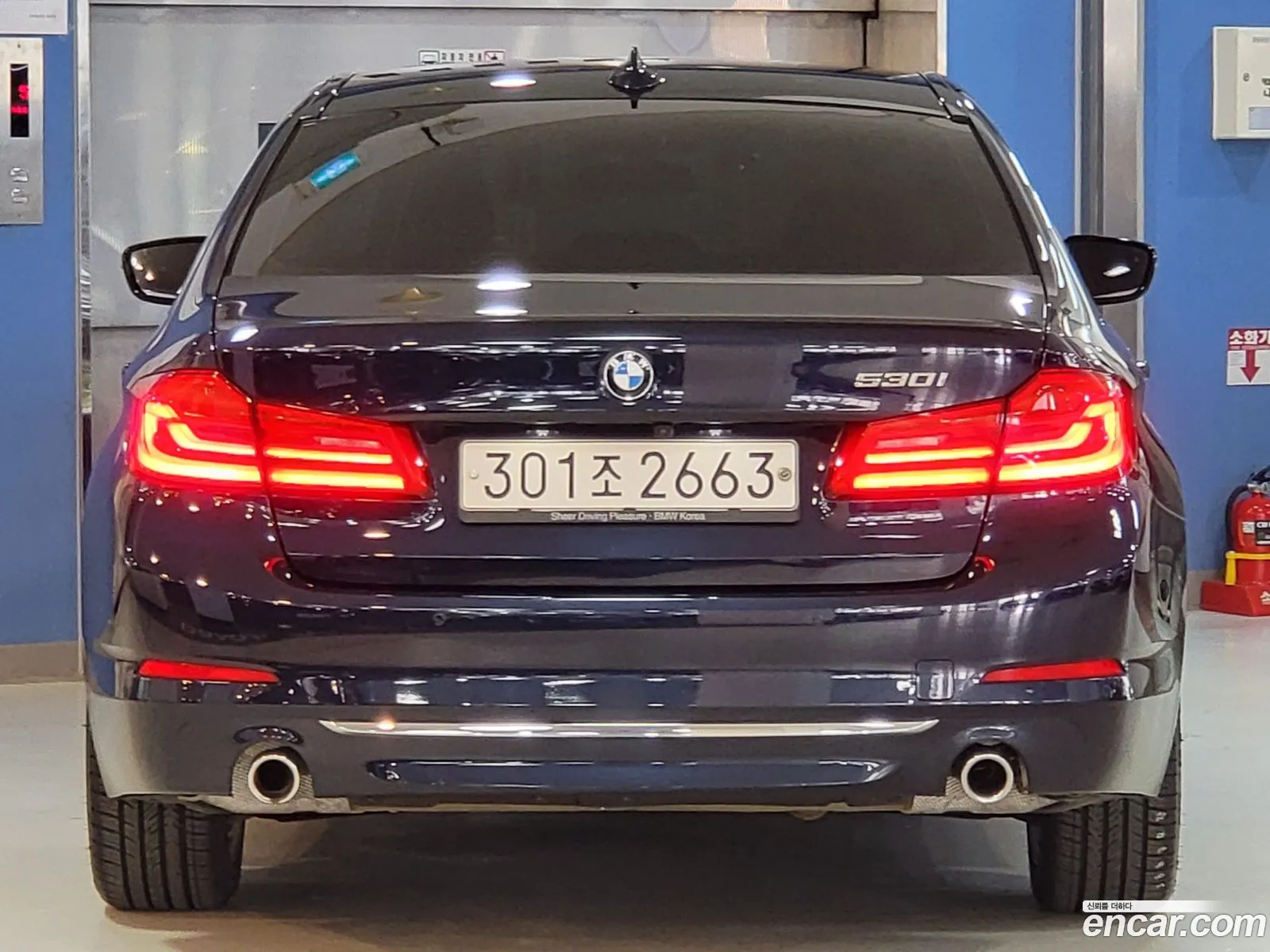 BMW 5 Series G30 530I Luxury Plus - фотография 11570414