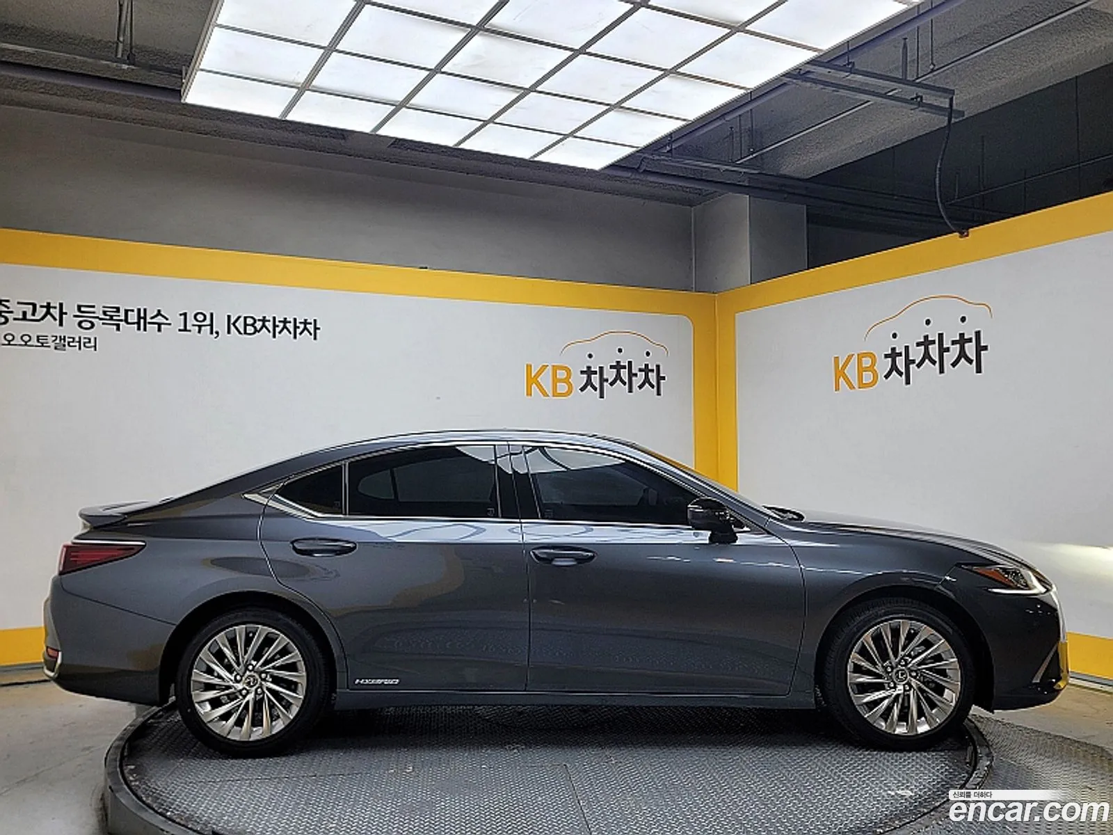 Lexus Es300H 7Th Generation Luxury Plus - фотография 6668809
